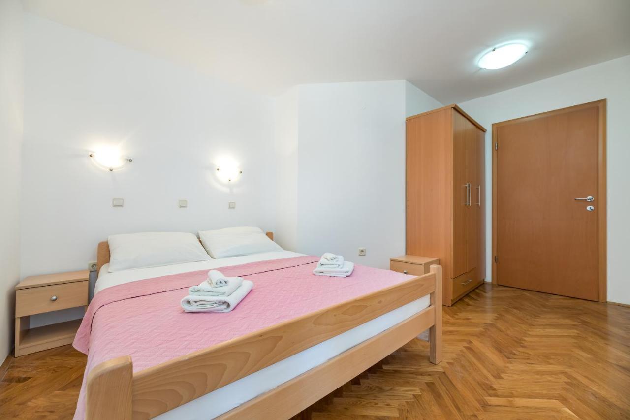 Apartments Melania & Antonia Baška Exterior foto
